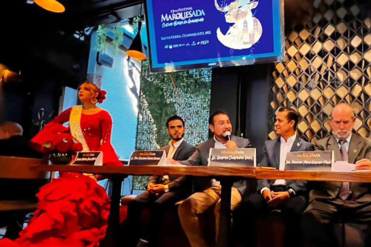 Anuncian autoridades de Huamantla y Salvatierra hermanamiento para fortalecer la cultura y tradición de estas ciudades